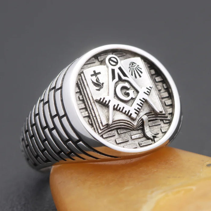 Master Mason Blue Lodge Masonic Ring - High Quality Crafted