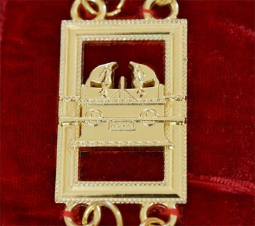 Royal Arch Chapter Masonic Chain Collar - Gold Plated on Red Velvet-Chain Collars-Masonic Makers
